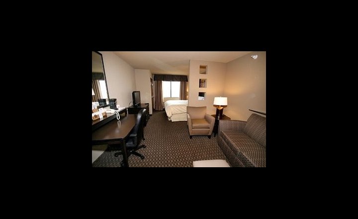 Comfort Suites Hobbs Hotel Pricetravel