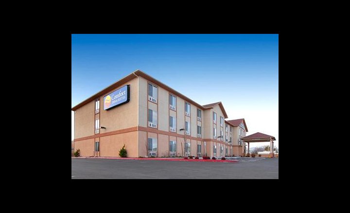 Comfort Inn Suites Airport Hotel Reno United States Of America Pricetravel