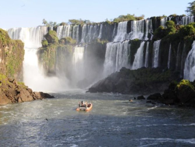 logo Cataratas del Iguazú - Lado Argentino y Gran Aventura