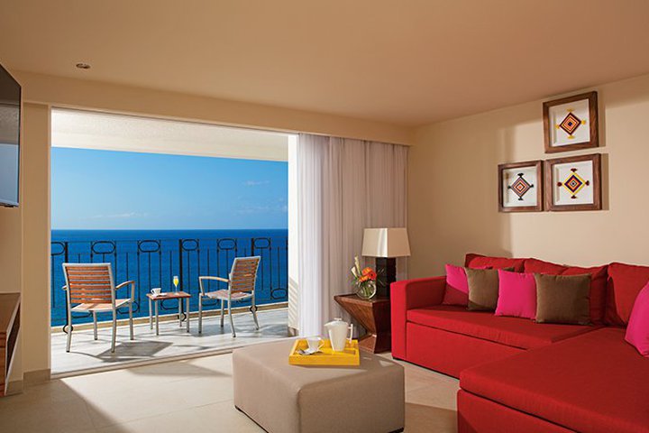 Img - Junior suite de lujo king vista a la bahía
