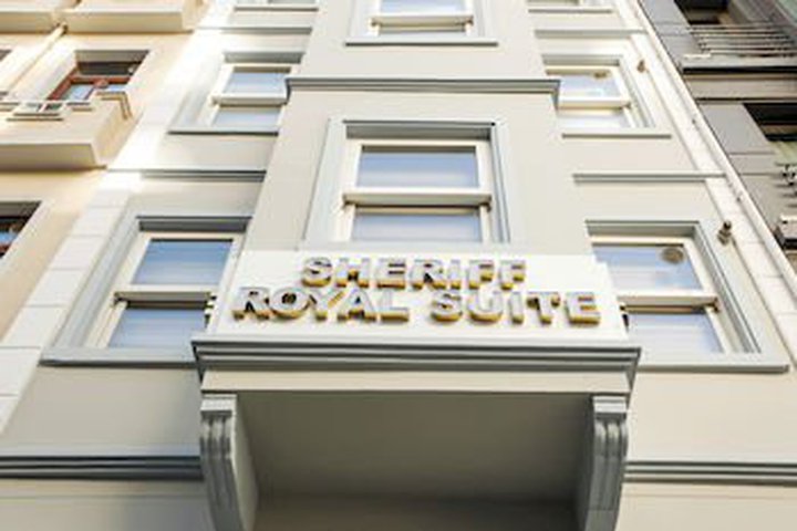 Img - Deluxe Studio