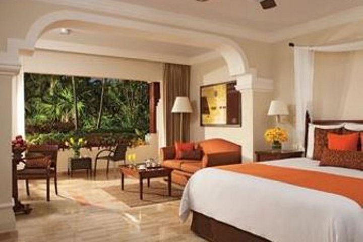 Img - Family Junior Suite Tropical View