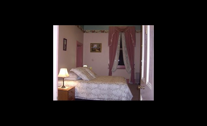 Lucinda Bb Hotel Latrobe Pt A Tasmania Australia - 