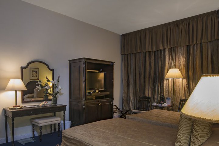 Img - Ejecutiva senior suite