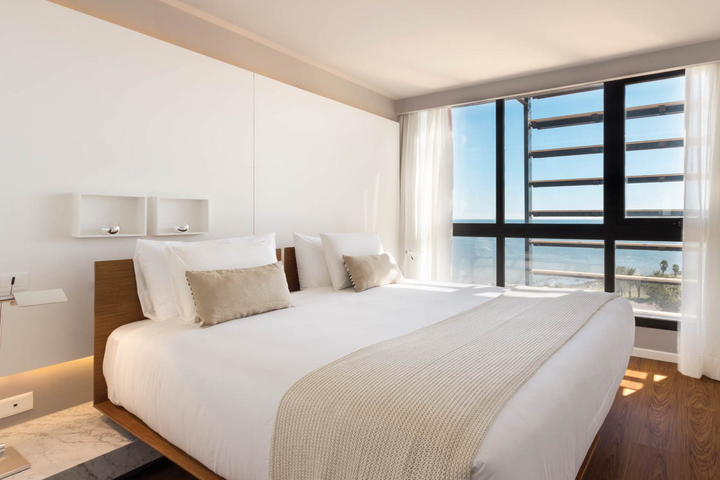 Img - Suite