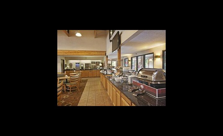 Comfort Inn West Hotel Duluth Pricetravel