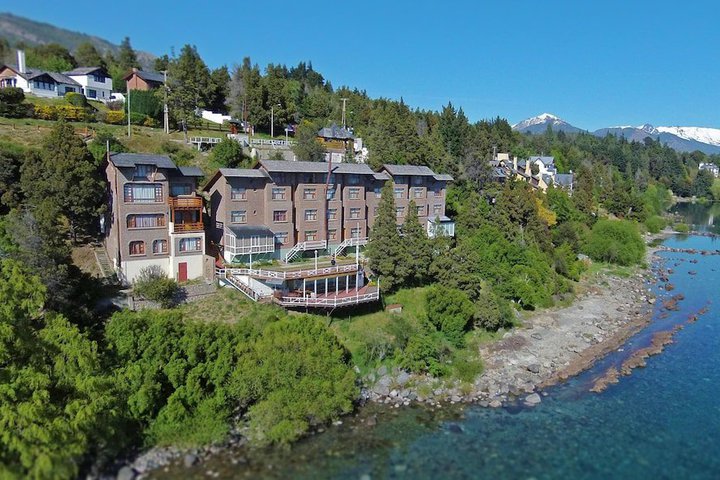 Img - Estudio romántico, balcón, vistas al lago