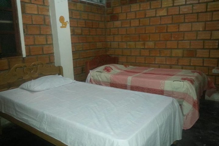 Img - Habitación con 2 camas individuales