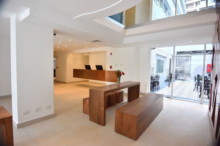 Img - Suite