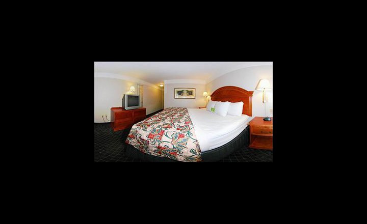 La Quinta Inn Suites San Antonio North Stone Oak Hotel United