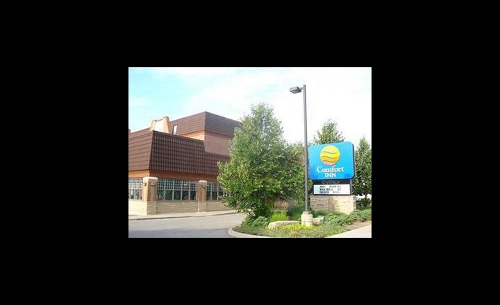 Comfort Inn Lundys Lane Hotel Niagara Falls Canada Pricetravel