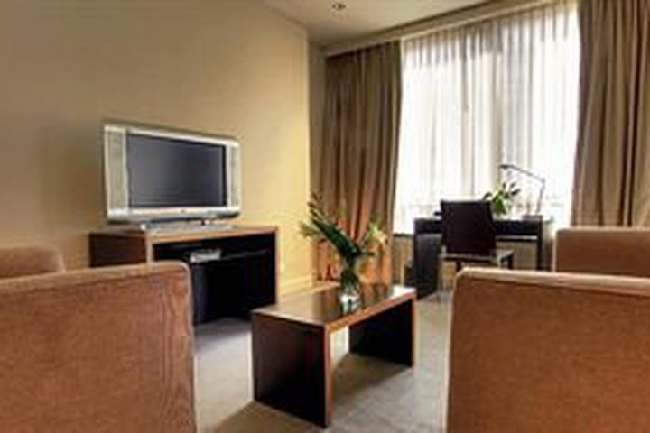 Img - Suite