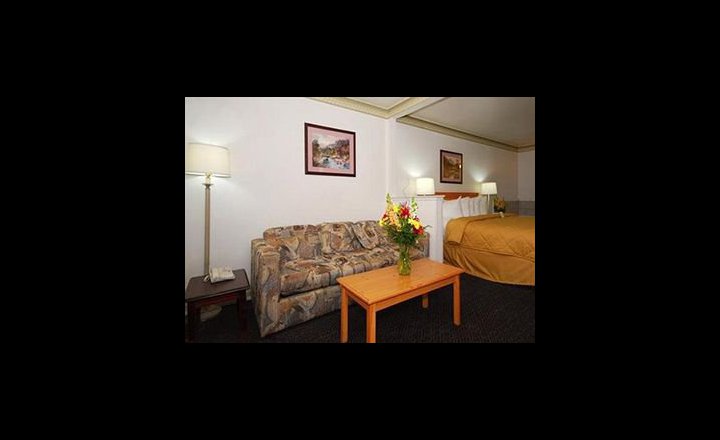 Comfort Inn Suites Sequoia Kings Canyon Hotel Three Rivers Pricetravel