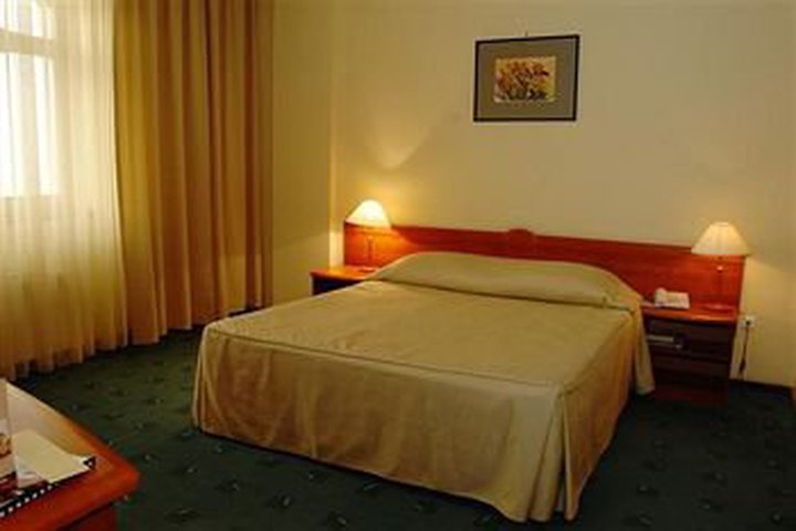Img - Single Room Attic