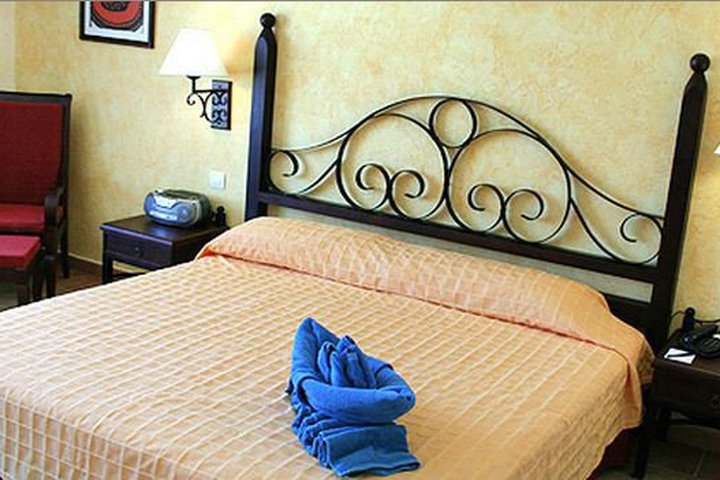 Img - Estándar con balcón y vista al jardín