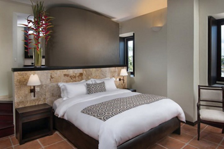 Img - Colonial Imperial