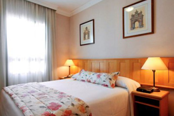 Img - Habitación estándar doble, 1 cama doble
