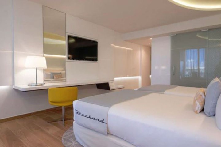 Img - Prado deluxe