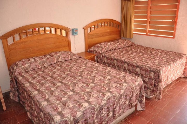 Img - Habitación básica