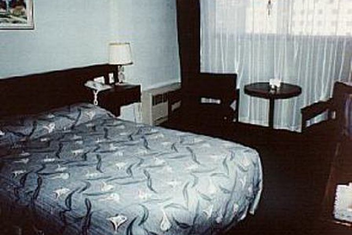 Img - Suite