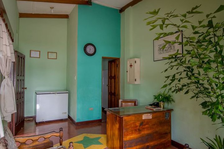 Img - Habitación básica doble, Varias camas, no fumadores