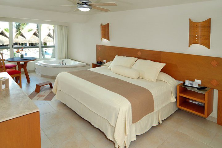 Img - Standard Room Ocean View