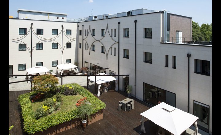 Neo Hotel Bresso Italy Pricetravel