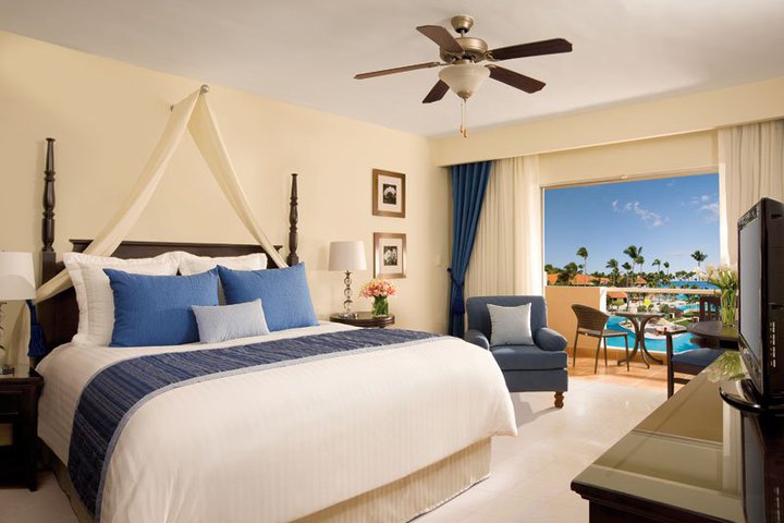 Img - Premium Deluxe Tropical View King Bed