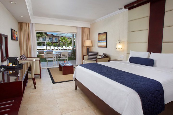 Img - Habitación estándar, 1 cama de matrimonio grande, vistas a la piscina