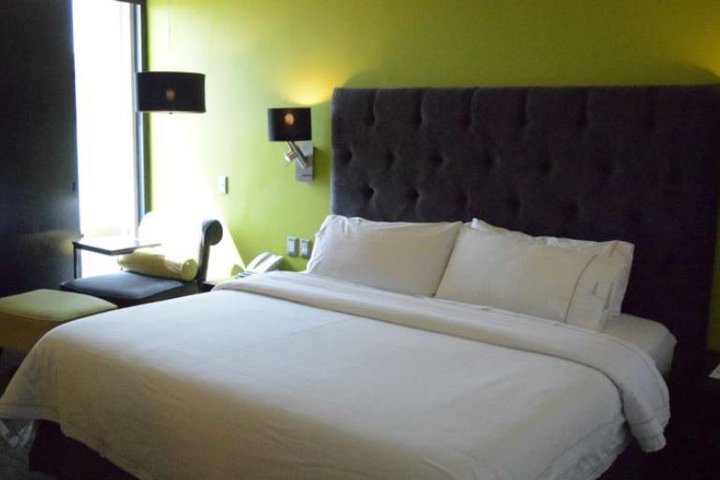 Img - Suite, 1 cama de matrimonio grande