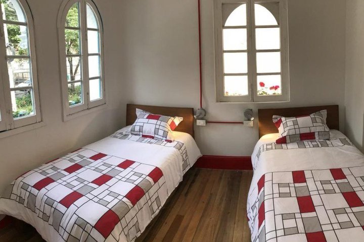 Img - Habitación con 2 camas individuales