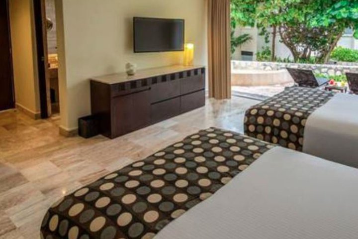 Img - Villa junior suite Plunge Pool