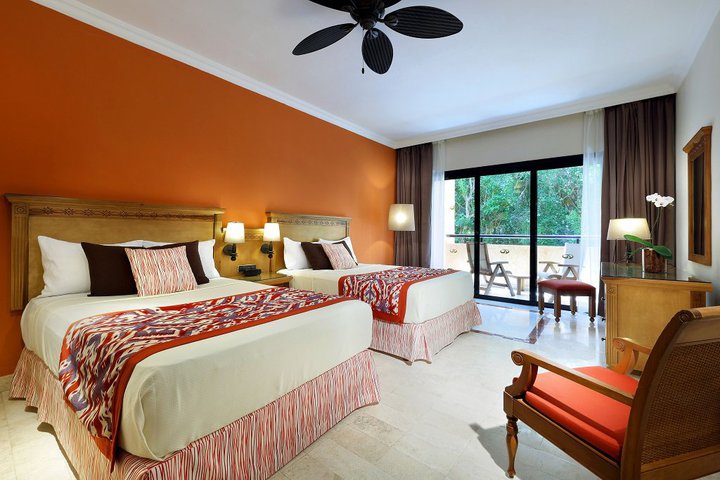 Img - De lujo triple vista al jardín