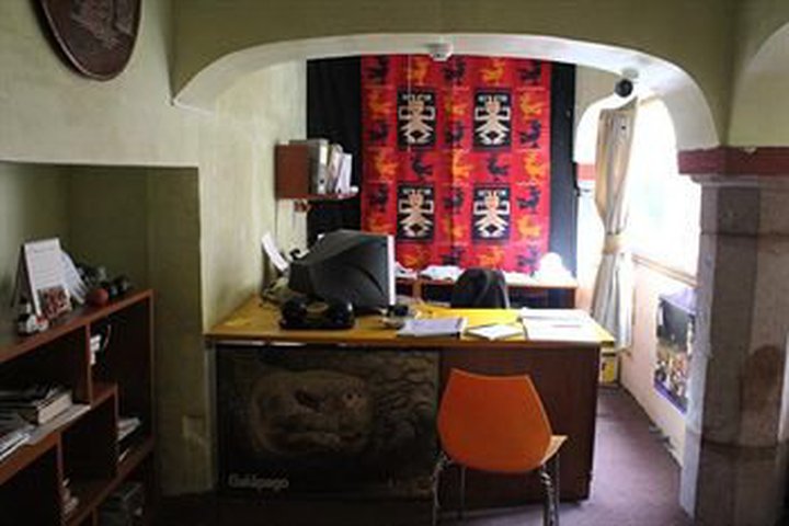 Img - Dormitorio compartido básico, dormitorio mixto, vistas a la ciudad