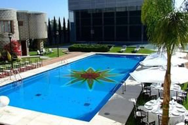 Img - Habitación clásica, 1 cama de matrimonio, vistas a la piscina