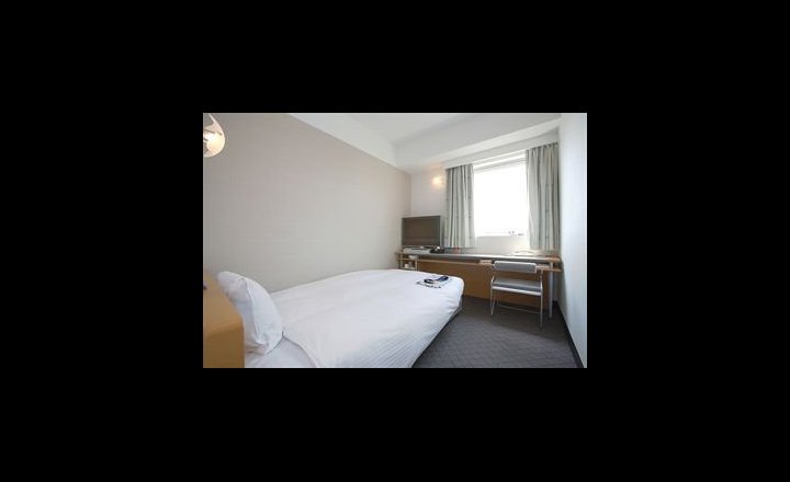 Apa Hotel Toyama Ekimae Japan Pricetravel - 