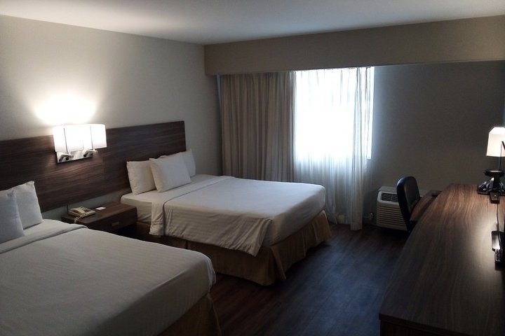 Img - Double Two Double Beds
