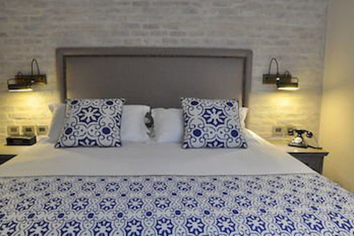 Img - Habitación Deluxe, 2 camas dobles, no fumadores, vistas a la ciudad