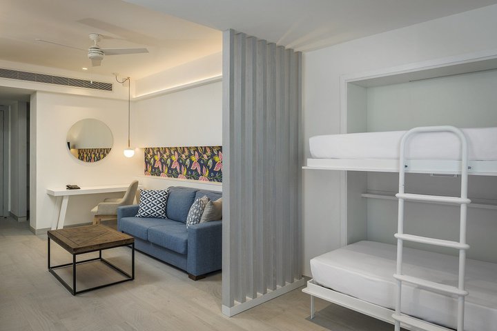 Img - Suite grand familiar Privileged swim-up