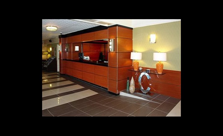 Comfort Inn Toronto Airport Hotel Mississauga Canada Pricetravel