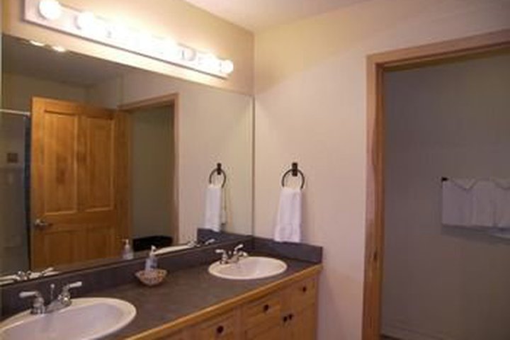 Img - Apartamento, 2 habitaciones, vistas a la montaña (Silvermill Condo, SMDM)