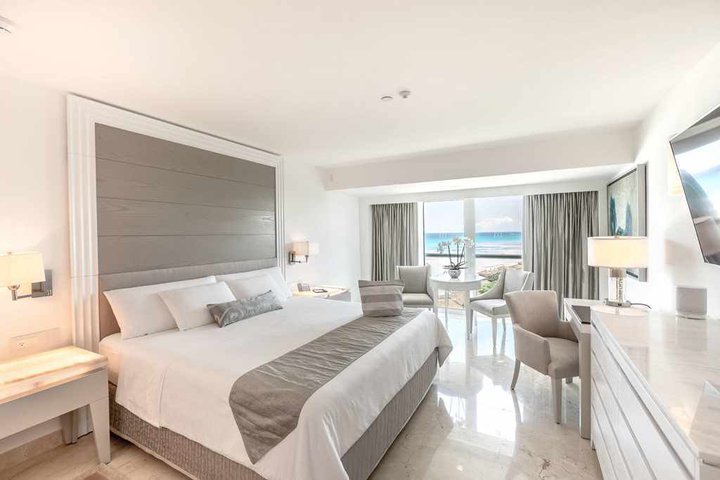 Img - Royale de Lujo con Vista al Mar y Camas Dobles