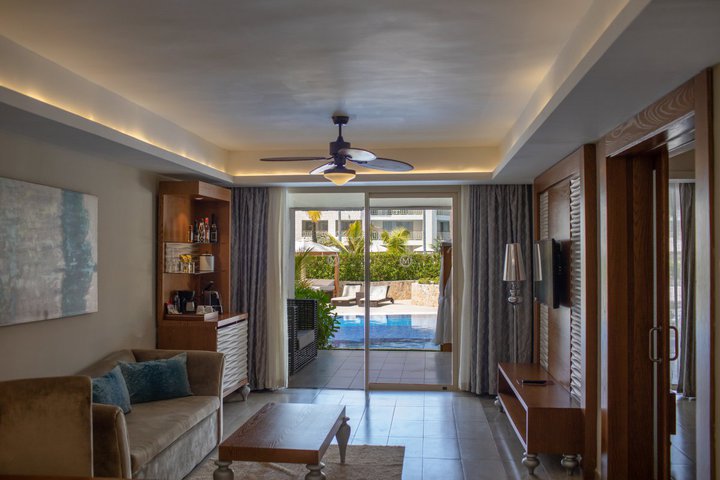 Img - Suite con jacuzzi exterior swim-up - Mirage Club