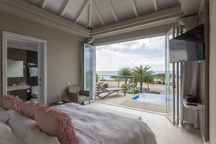 Img - Master King Ocean View Suite with Infinity Pool and Hydro Therapy Jets