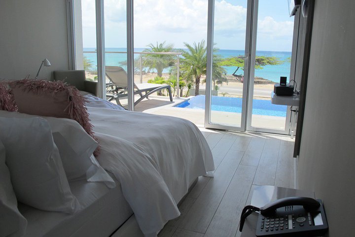Img - Master King Ocean View Suite with an Extra Room and Semi Private Infinity Pool