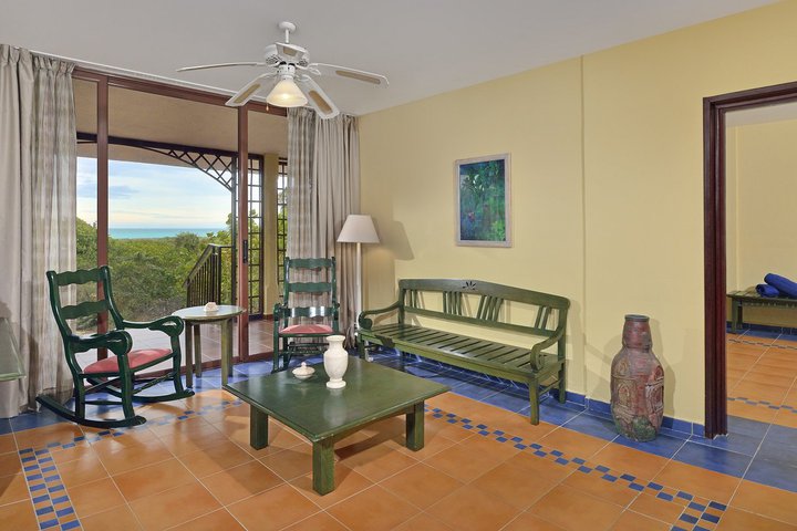 Img - Suite