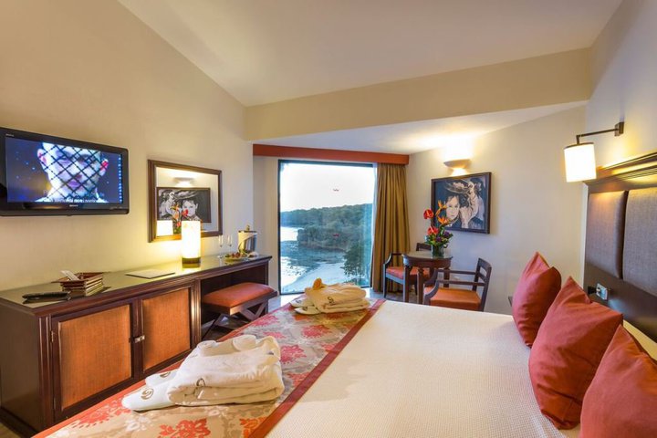 Img - Deluxe ocean view - 2 adults
