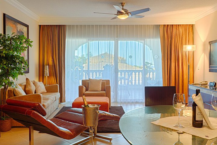 Img - Estudio Living