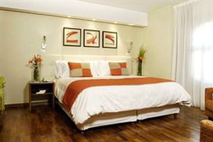 Img - Suite