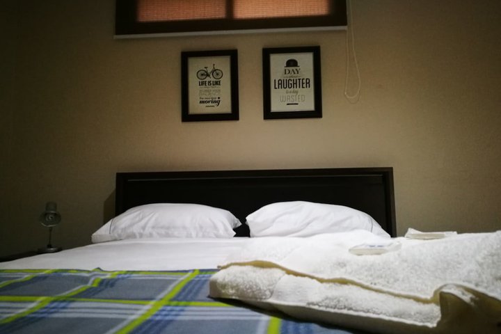 Img - Suite ejecutiva, 1 cama de matrimonio, balcón, en una planta alta